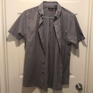 Men’s Van Heusen dress shirt